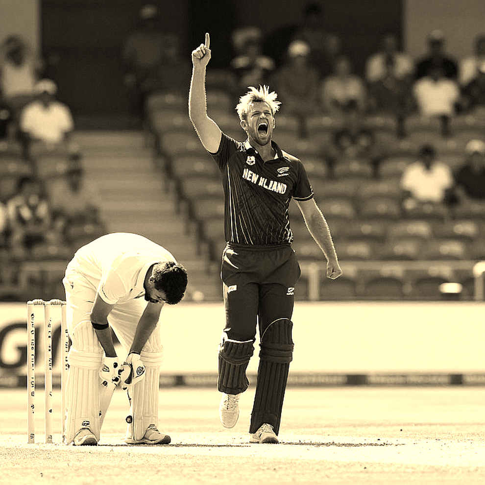 How Knees Get Priced in the Auction Room: Injury-Curve Arbitrage in Franchise Cricket How Knees Get Priced in the Auction Room: Injury-Curve Arbitrage in Franchise Cricket