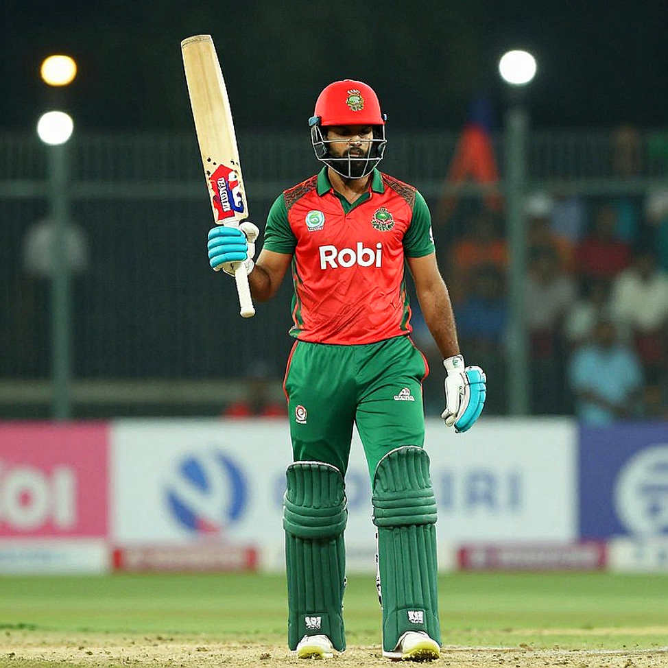 188*: One Innings, Two Tiers — Pretorius's Record and the Missing Tag on the Ledger 188*: One Innings, Two Tiers — Pretorius's Record and the Missing Tag on the Ledger