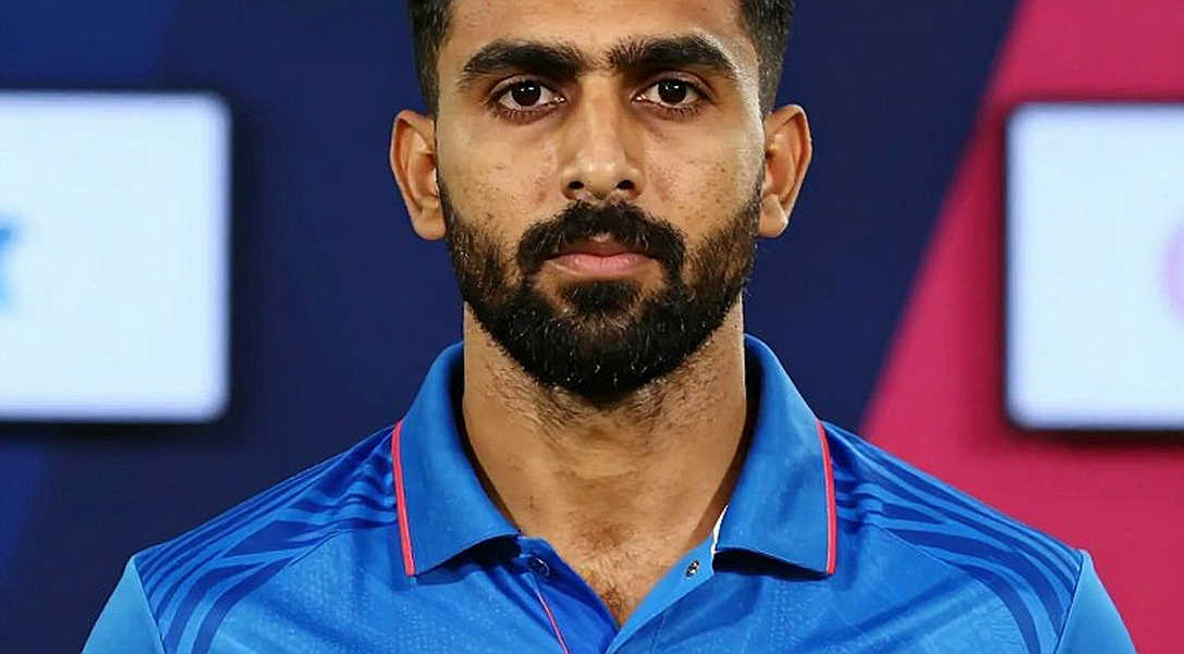 The Ledger and the Line-Up: Who Really Keeps the Books in Asian Cricket's Regular Season The Ledger and the Line-Up: Who Really Keeps the Books in Asian Cricket's Regular Season